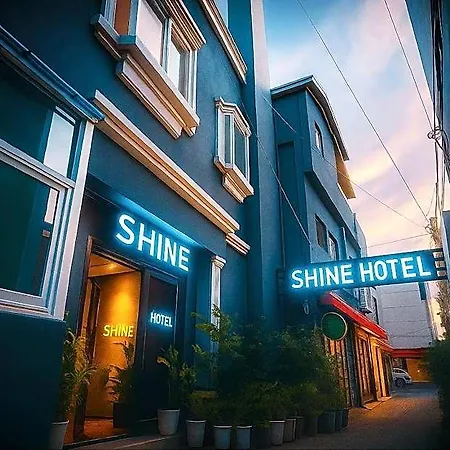 Shine Hotel