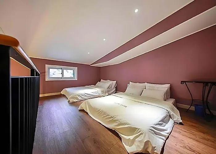Hotel Shine 3*