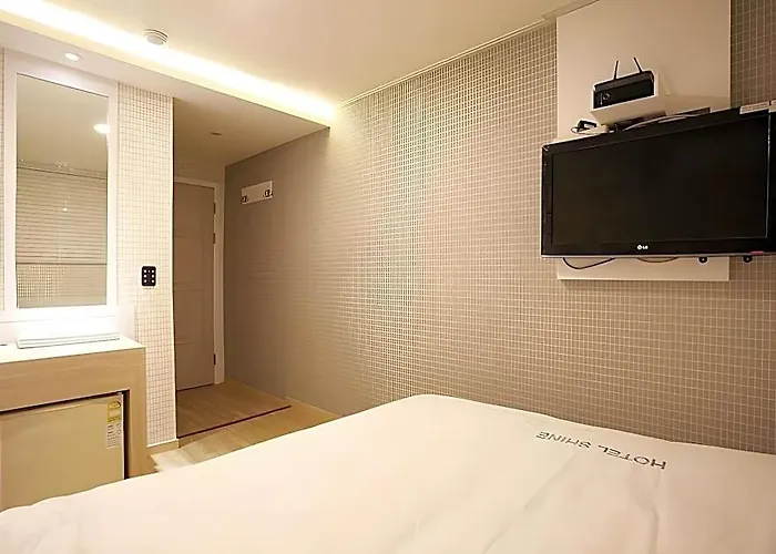 Shine Hotel Seul